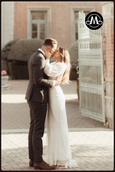 Married With Demi Engemann