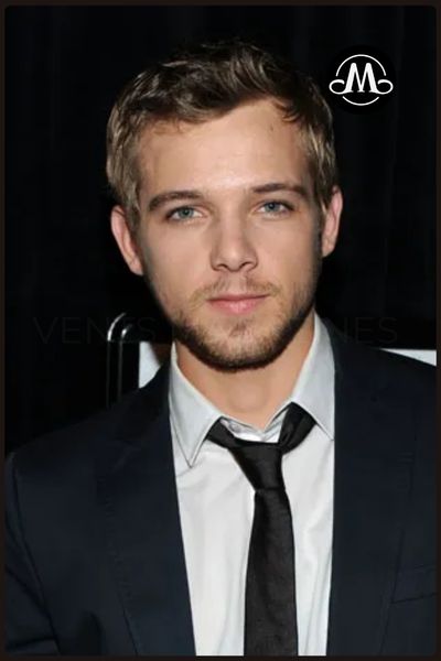 Max Thieriot