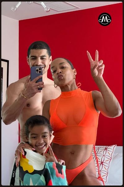 Sherry Aon With Family