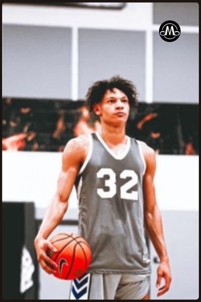 Isaiah Gill
